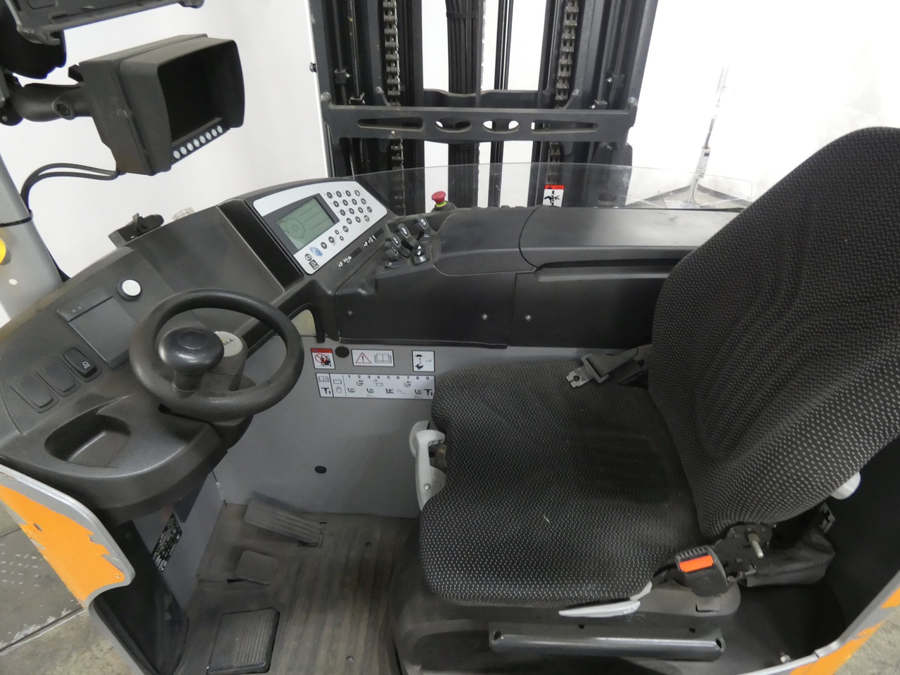 Still FM-X17 - Xe tải tiếp cận: hình 3 Still FM-X17 - Xe tải tiếp cận: hình 3