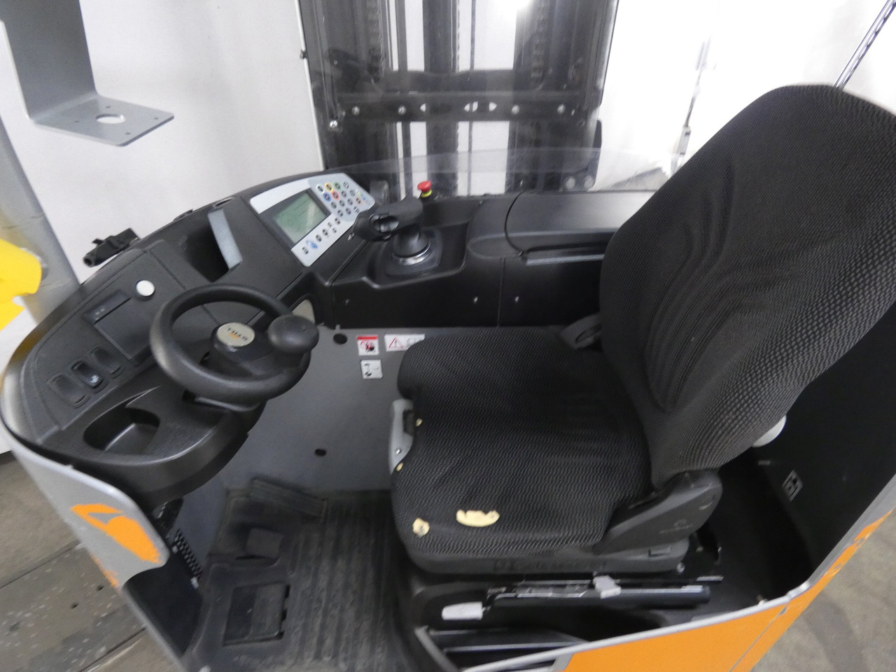 Still FM-X17 - Xe tải tiếp cận: hình 3 Still FM-X17 - Xe tải tiếp cận: hình 3