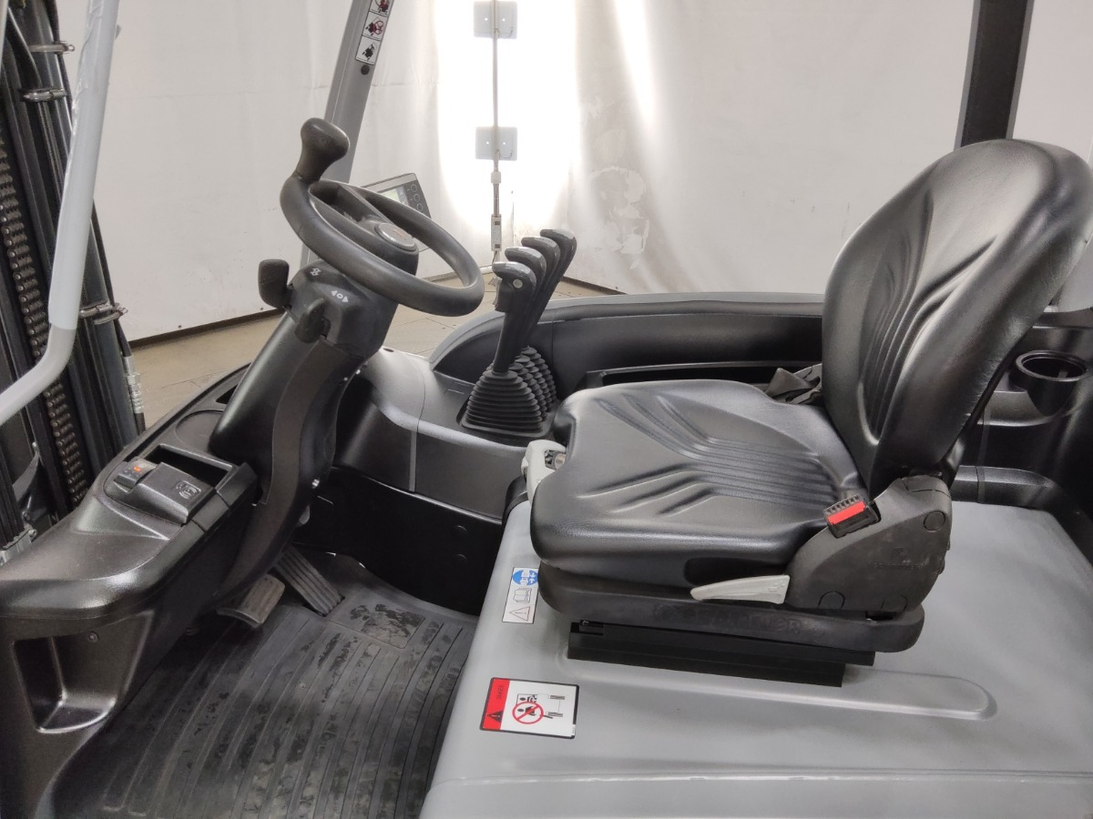 Still RX60-25 - Xe nâng điện: hình 3 Still RX60-25 - Xe nâng điện: hình 3