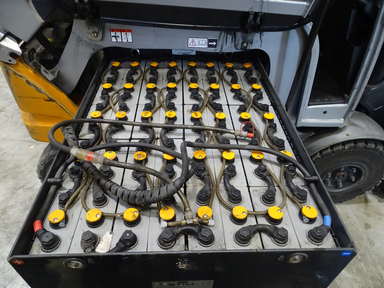 Still RX60-25 - Xe nâng điện: hình 4 Still RX60-25 - Xe nâng điện: hình 4