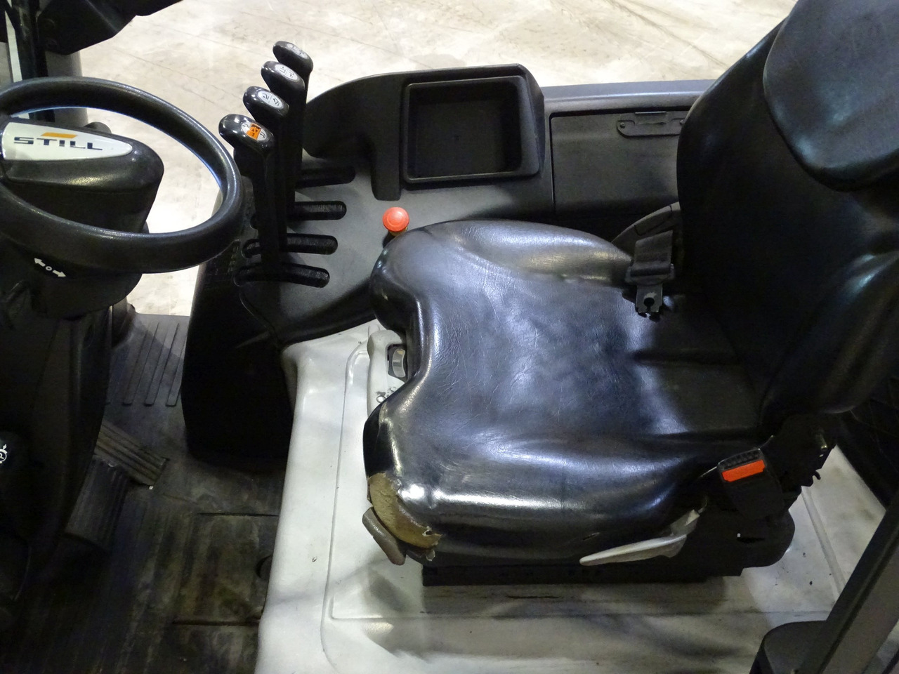 Still RX60-25 - Xe nâng điện: hình 3 Still RX60-25 - Xe nâng điện: hình 3