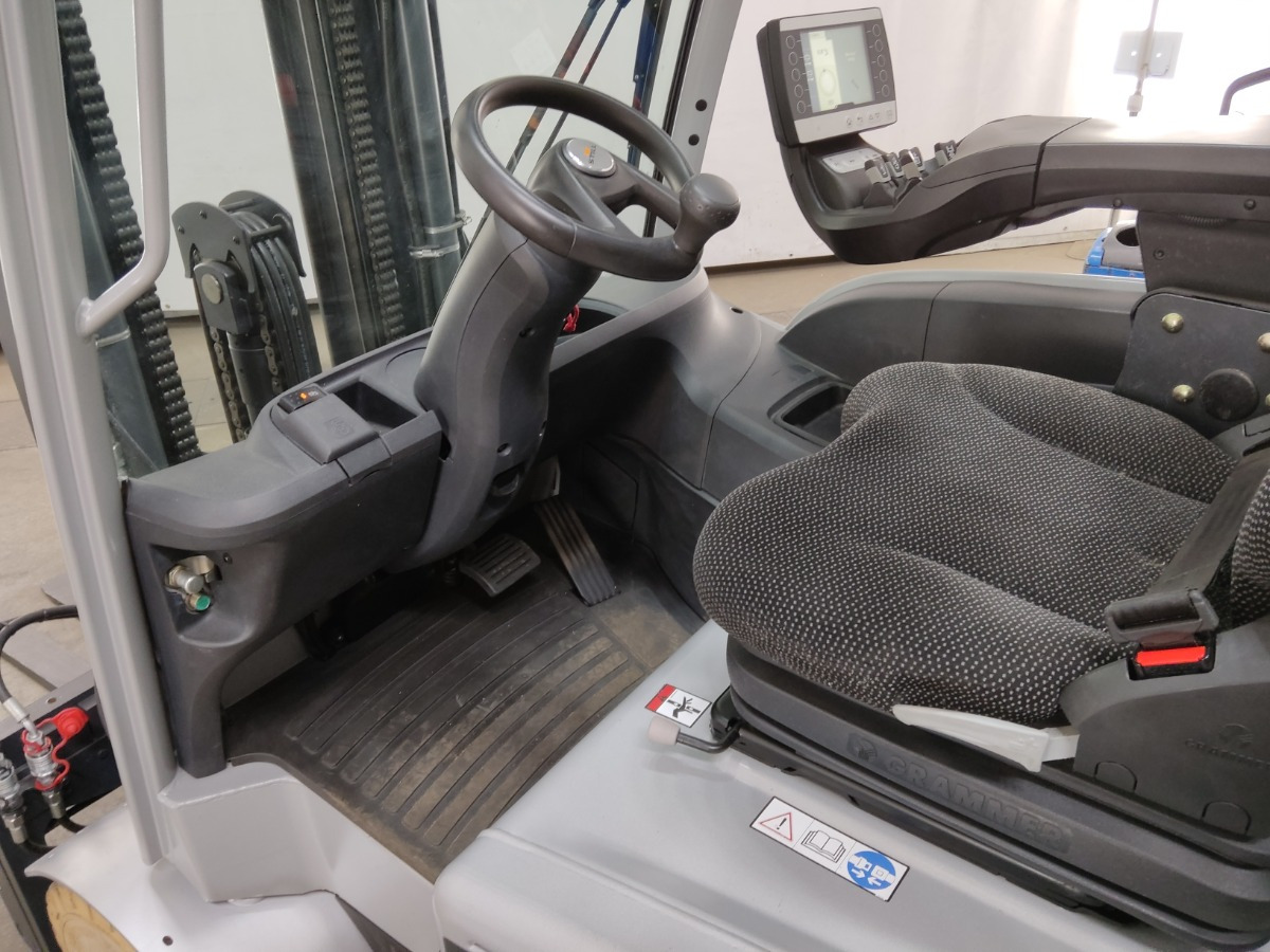 Still RX60-25 - Xe nâng điện: hình 3 Still RX60-25 - Xe nâng điện: hình 3