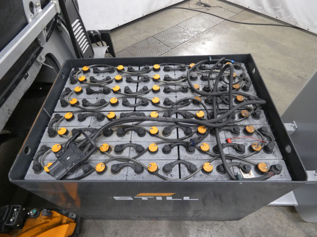 Still RX60-30 - Xe nâng điện: hình 4 Still RX60-30 - Xe nâng điện: hình 4