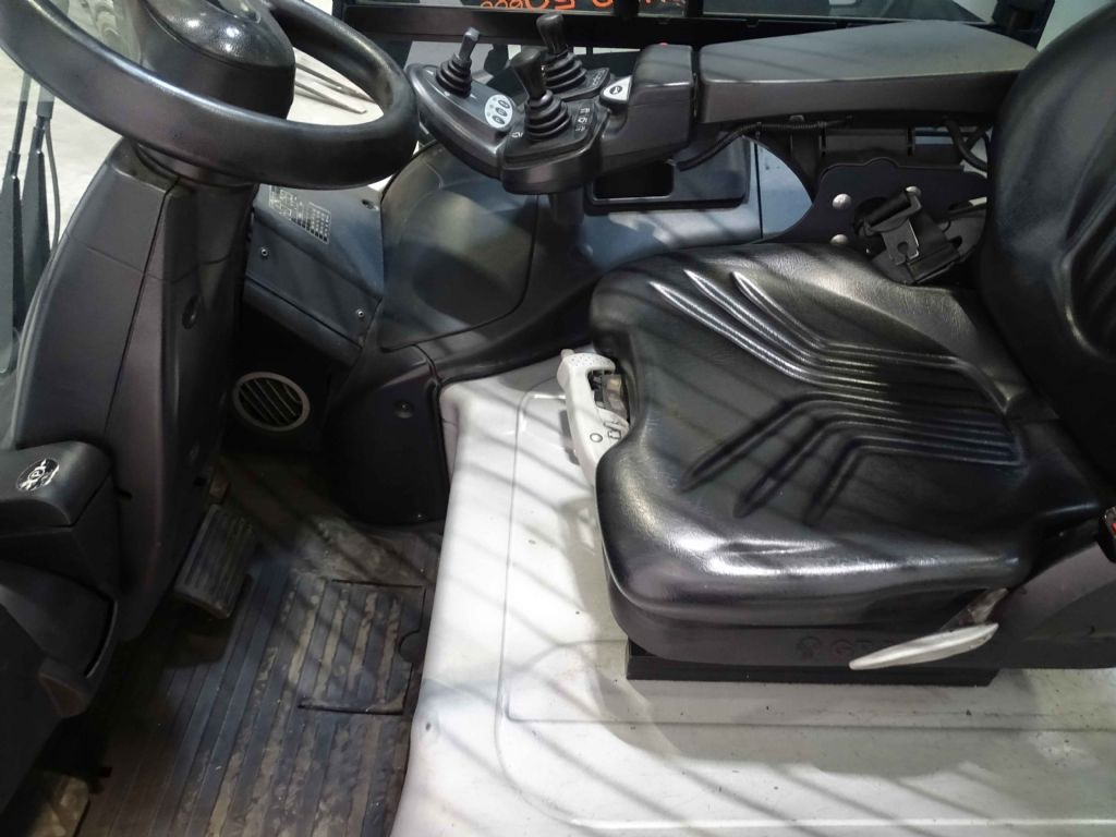 Still RX60-50/600 - Xe nâng điện: hình 3 Still RX60-50/600 - Xe nâng điện: hình 3