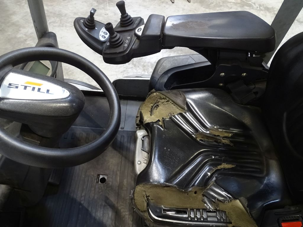 Still RX70-50/600 - Xe nâng diesel: hình 3 Still RX70-50/600 - Xe nâng diesel: hình 3