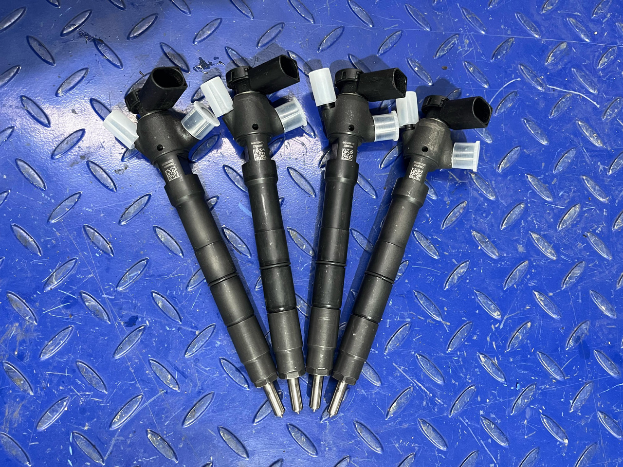 DELPHI 28475604 VW MAN 2.0L - Bộ phun: hình 1 DELPHI 28475604 VW MAN 2.0L - Bộ phun: hình 1