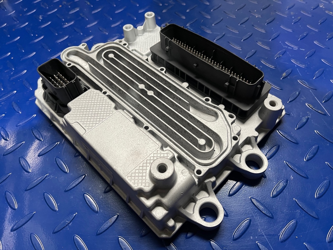 MERCEDES Actros Arocs Antos Axor ACM 2.1 A0004466754 Evo Euro Rom - ECU cho Xe tải: hình 3 MERCEDES Actros Arocs Antos Axor ACM 2.1 A0004466754 Evo Euro Rom - ECU cho Xe tải: hình 3