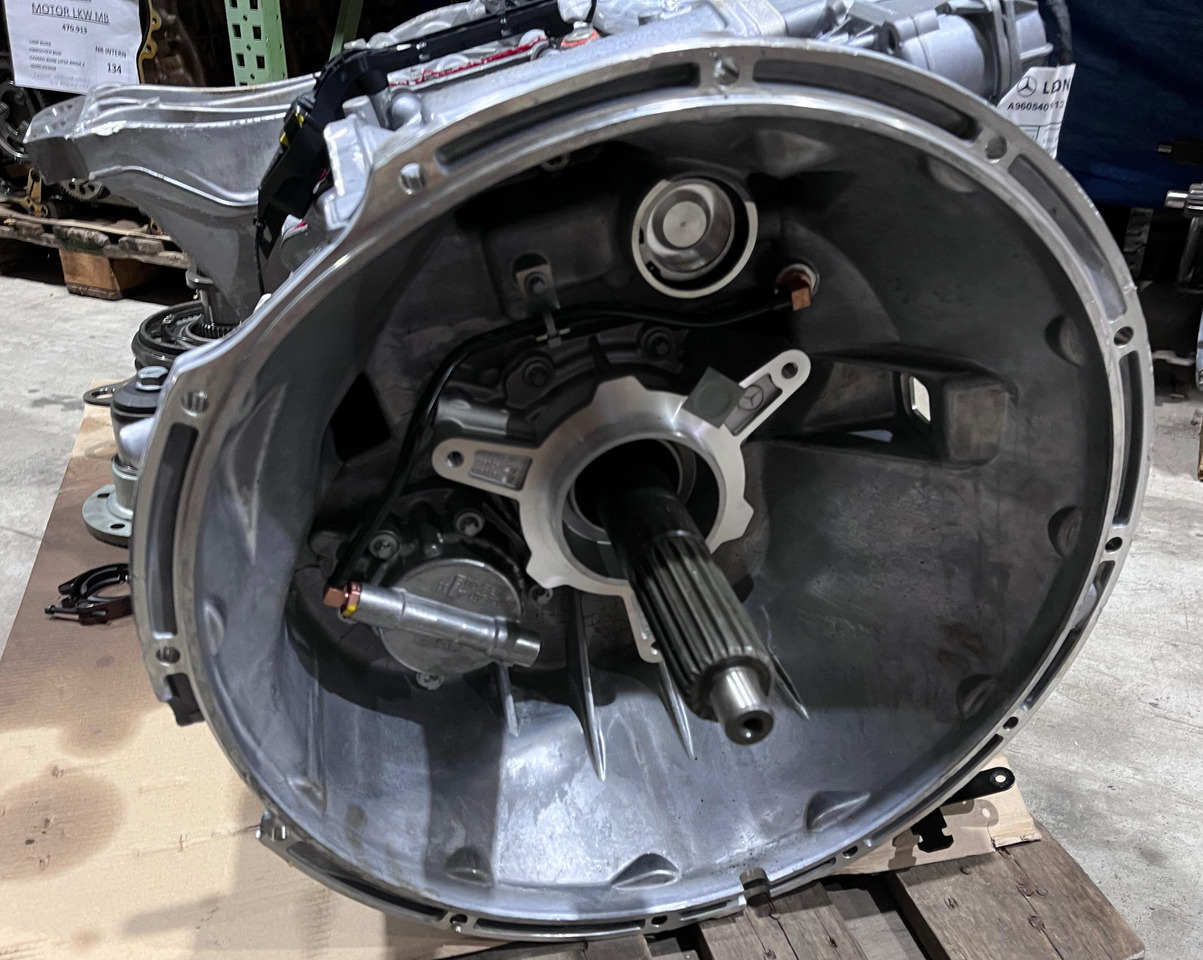 MERCEDES-BENZ Actros Transmission A960 261 0801 - G211-12 - Truyền động: hình 4 MERCEDES-BENZ Actros Transmission A960 261 0801 - G211-12 - Truyền động: hình 4