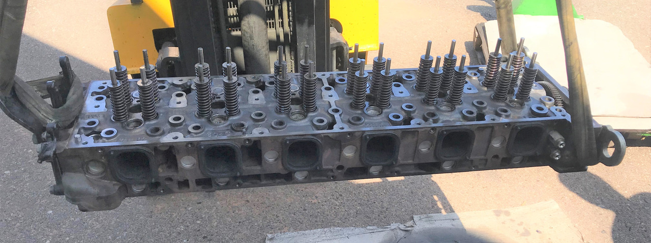 Mercedes Actros MP4 Euro 6 Cylinderhead OM470 - Động cơ và các bộ phận cho Xe tải: hình 1 Mercedes Actros MP4 Euro 6 Cylinderhead OM470 - Động cơ và các bộ phận cho Xe tải: hình 1