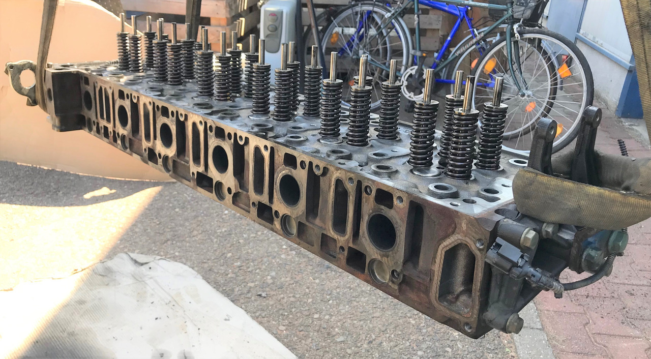 Mercedes Actros MP4 Euro 6 Cylinderhead OM470 - Động cơ và các bộ phận cho Xe tải: hình 2 Mercedes Actros MP4 Euro 6 Cylinderhead OM470 - Động cơ và các bộ phận cho Xe tải: hình 2