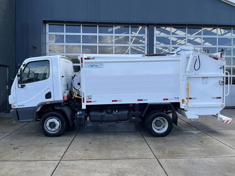 Mercedes-Benz Accelo 815 4x2 Garbage Compactor (2 units) Accelo 815 4x2 Garbage Compactor (2 units) - Xe tải chở rác: hình 2 Mercedes-Benz Accelo 815 4x2 Garbage Compactor (2 units) Accelo 815 4x2 Garbage Compactor (2 units) - Xe tải chở rác: hình 2