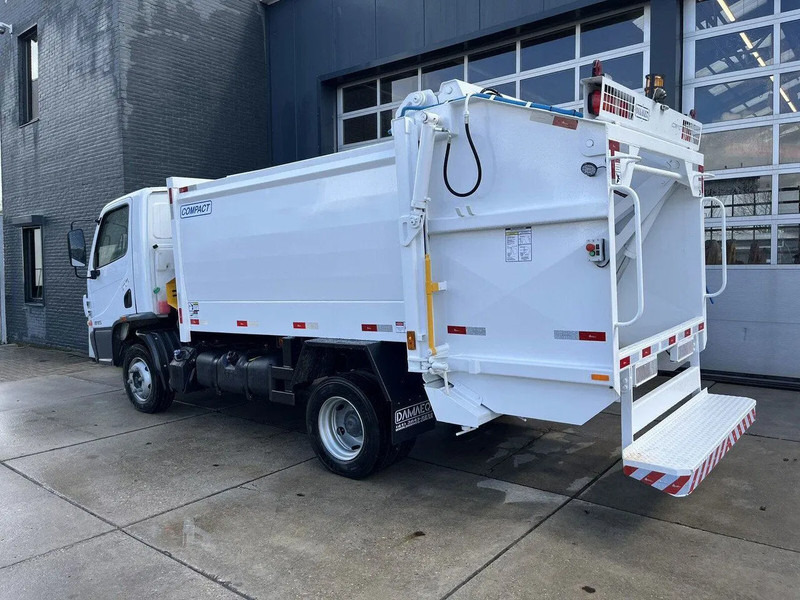 Mercedes-Benz Accelo 815 4x2 Garbage Compactor (2 units) Accelo 815 4x2 Garbage Compactor (2 units) - Xe tải chở rác: hình 3 Mercedes-Benz Accelo 815 4x2 Garbage Compactor (2 units) Accelo 815 4x2 Garbage Compactor (2 units) - Xe tải chở rác: hình 3