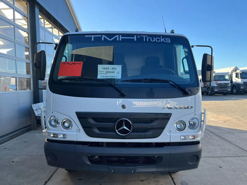 Mercedes-Benz Accelo 915 4x2 Flatbed with dropsides - Xe tải thùng lửng/ Phẳng: hình 4 Mercedes-Benz Accelo 915 4x2 Flatbed with dropsides - Xe tải thùng lửng/ Phẳng: hình 4