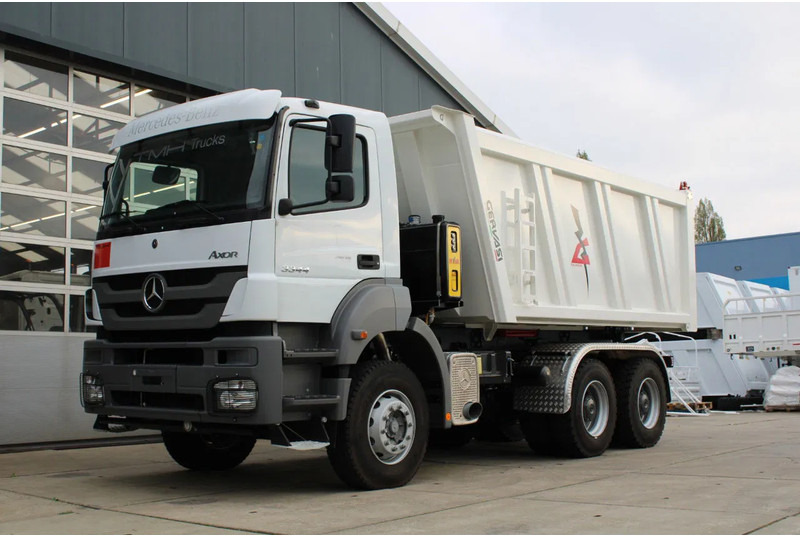 Mercedes-Benz Axor 3344 K 6x4 Tipper Truck - Xe ben: hình 1 Mercedes-Benz Axor 3344 K 6x4 Tipper Truck - Xe ben: hình 1