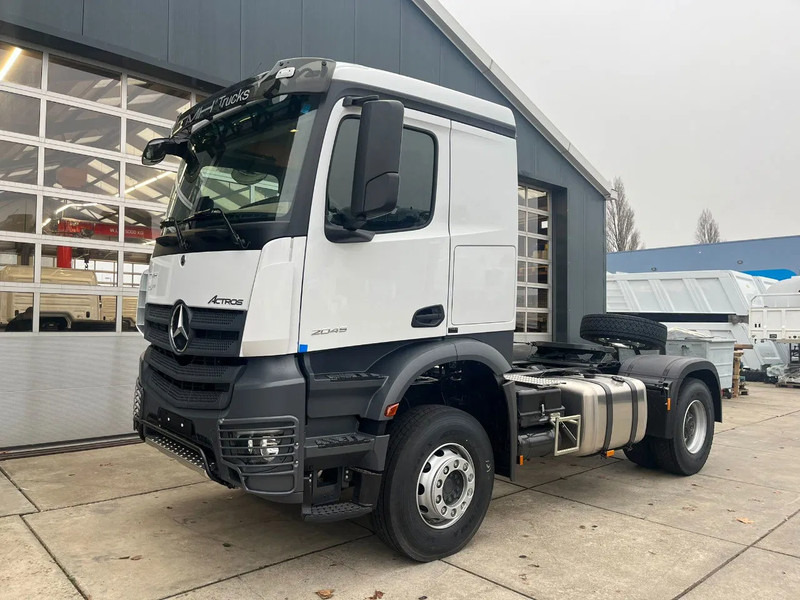 Mercedes-Benz Actros 2045 S 4x2 Tractor Head - Xe đầu kéo: hình 1 Mercedes-Benz Actros 2045 S 4x2 Tractor Head - Xe đầu kéo: hình 1