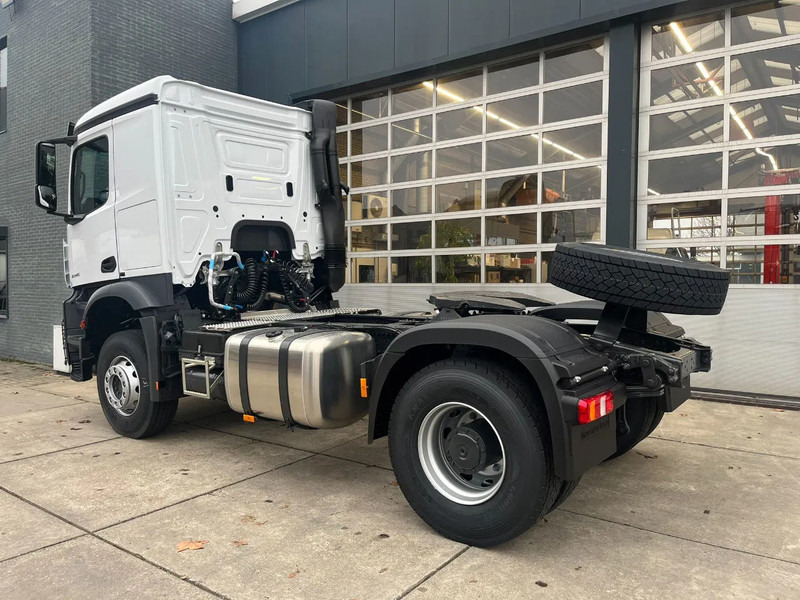 Mercedes-Benz Actros 2045 S 4x2 Tractor Head - Xe đầu kéo: hình 3 Mercedes-Benz Actros 2045 S 4x2 Tractor Head - Xe đầu kéo: hình 3