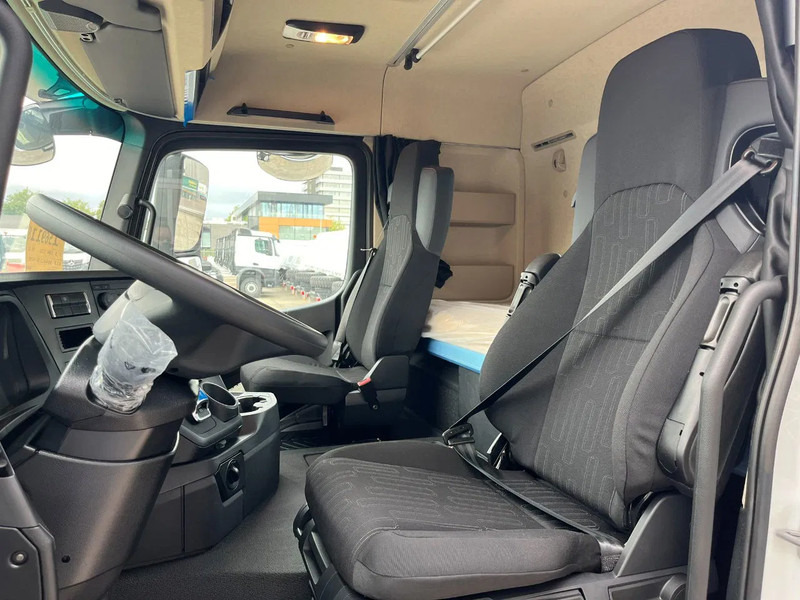 Cho thuê Mercedes-Benz Actros 3340 S 6x4 Tractor Head Mercedes-Benz Actros 3340 S 6x4 Tractor Head: hình 17