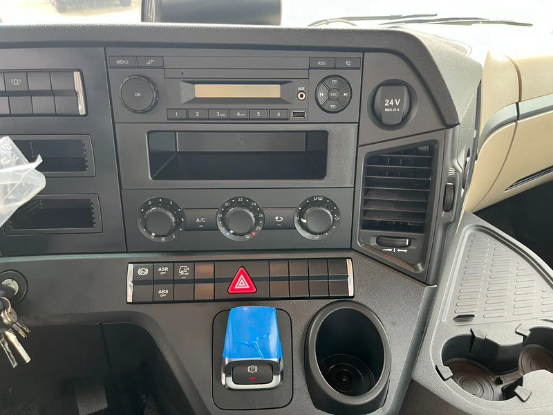 Cho thuê Mercedes-Benz Actros 3340 S 6x4 Tractor Head Mercedes-Benz Actros 3340 S 6x4 Tractor Head: hình 19