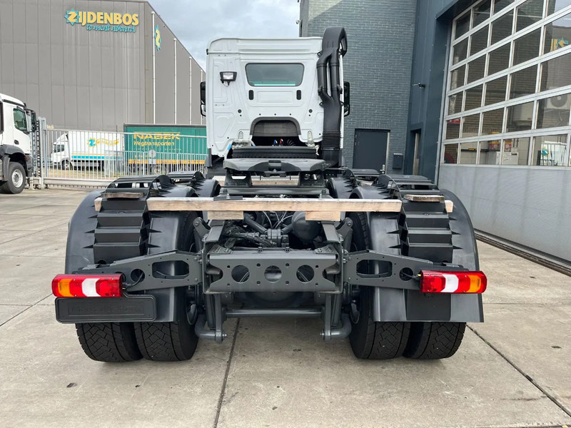 Mercedes-Benz Actros 3340 S 6x4 Tractor Head - Xe đầu kéo: hình 5 Mercedes-Benz Actros 3340 S 6x4 Tractor Head - Xe đầu kéo: hình 5