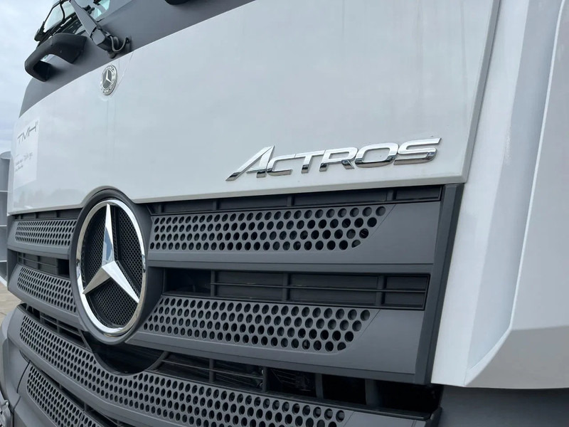 Cho thuê Mercedes-Benz Actros 3340 S 6x4 Tractor Head Mercedes-Benz Actros 3340 S 6x4 Tractor Head: hình 15