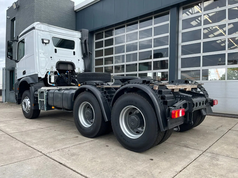 Mercedes-Benz Actros 3340 S 6x4 Tractor Head - Xe đầu kéo: hình 3 Mercedes-Benz Actros 3340 S 6x4 Tractor Head - Xe đầu kéo: hình 3