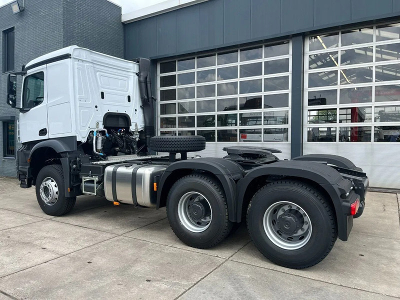 Mercedes-Benz Actros 3348 S 6x4 Tractor Head - Xe đầu kéo: hình 4 Mercedes-Benz Actros 3348 S 6x4 Tractor Head - Xe đầu kéo: hình 4