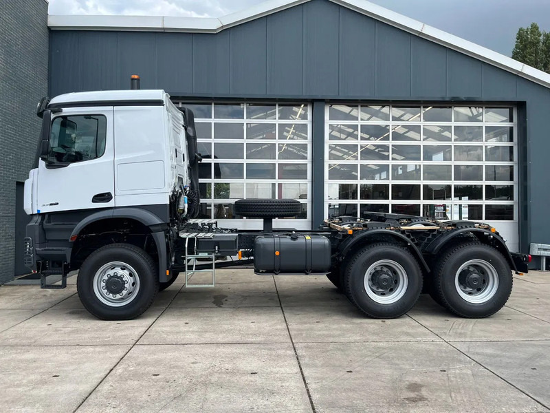 Mercedes-Benz Arocs 4058 AS 6x6 Tractor Head 180T Push Pull euro3 (Pre order) - Xe đầu kéo: hình 2 Mercedes-Benz Arocs 4058 AS 6x6 Tractor Head 180T Push Pull euro3 (Pre order) - Xe đầu kéo: hình 2