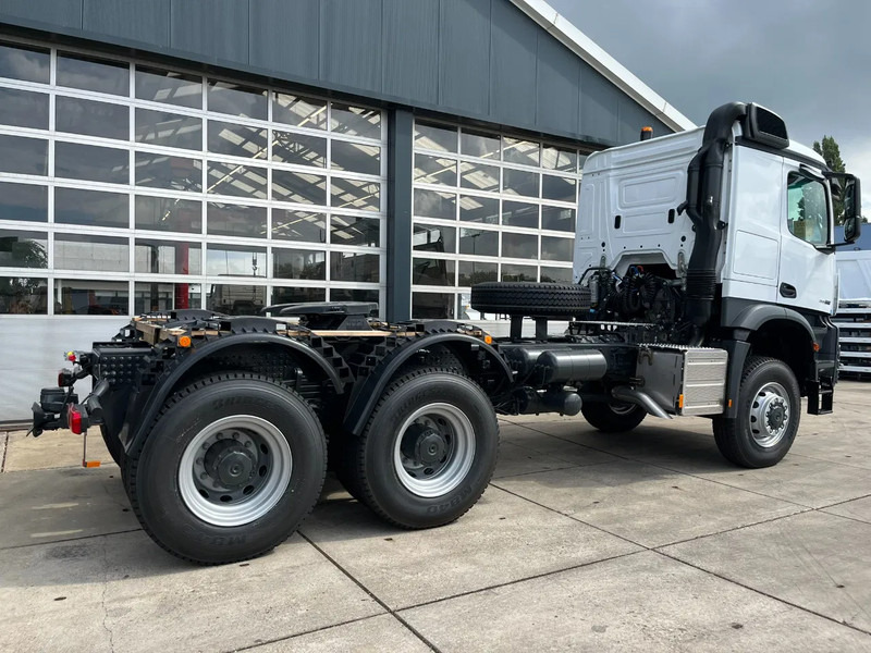 Mercedes-Benz Arocs 4058 AS 6x6 Tractor Head 180T Push Pull euro3 (Pre order) - Xe đầu kéo: hình 5 Mercedes-Benz Arocs 4058 AS 6x6 Tractor Head 180T Push Pull euro3 (Pre order) - Xe đầu kéo: hình 5