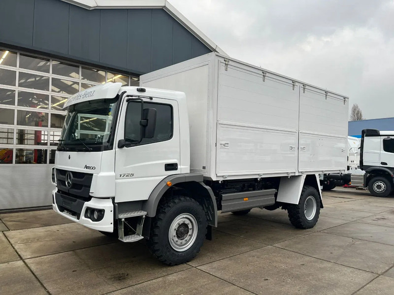 Mercedes-Benz Atego 1725 A 4x4 Service Truck - Xe tải: hình 1 Mercedes-Benz Atego 1725 A 4x4 Service Truck - Xe tải: hình 1