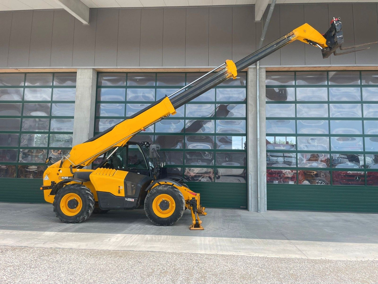 JCB 535-125 - Xe nhấc hình viễn vọng kính: hình 4 JCB 535-125 - Xe nhấc hình viễn vọng kính: hình 4