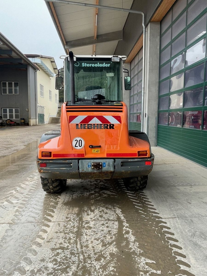 Liebherr L510 - Máy xúc lật bánh lốp: hình 4 Liebherr L510 - Máy xúc lật bánh lốp: hình 4