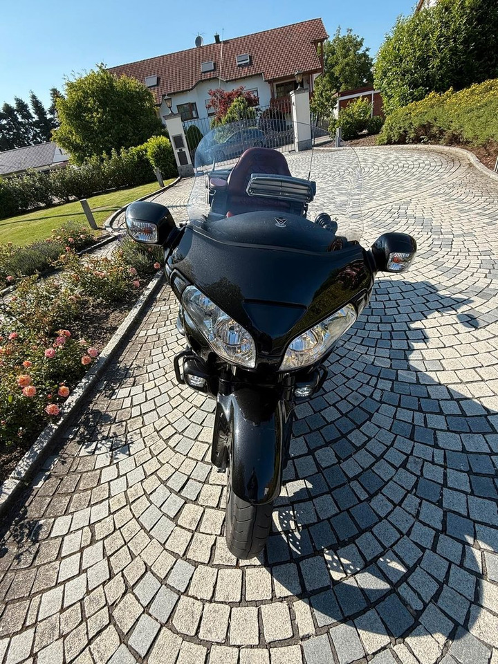 Honda GL1800 SC47*Krossline*Audio*Wilbers*SR Racing - Xe máy: hình 2 Honda GL1800 SC47*Krossline*Audio*Wilbers*SR Racing - Xe máy: hình 2