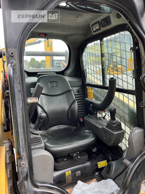 Máy xúc lật đa năng Cat 259D: hình 10 Máy xúc lật đa năng Cat 259D: hình 10