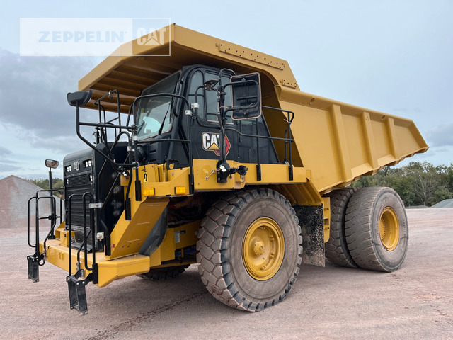 Cat 775G - Xe ben cứng/ Xe chở đá: hình 1 Cat 775G - Xe ben cứng/ Xe chở đá: hình 1