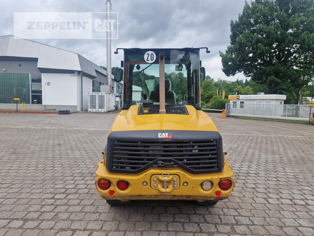 Cat 907M - Máy xúc lật bánh lốp: hình 5 Cat 907M - Máy xúc lật bánh lốp: hình 5