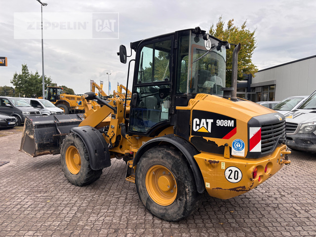 Cat 908M - Máy xúc lật bánh lốp: hình 4 Cat 908M - Máy xúc lật bánh lốp: hình 4