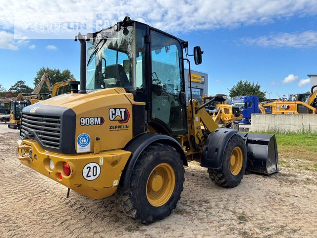 Cat 908M - Máy xúc lật bánh lốp: hình 3 Cat 908M - Máy xúc lật bánh lốp: hình 3