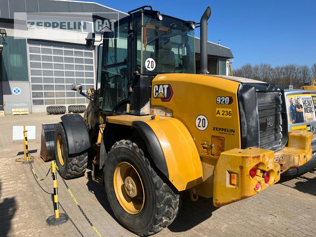 Cat 920-14A - Máy xúc lật bánh lốp: hình 2 Cat 920-14A - Máy xúc lật bánh lốp: hình 2