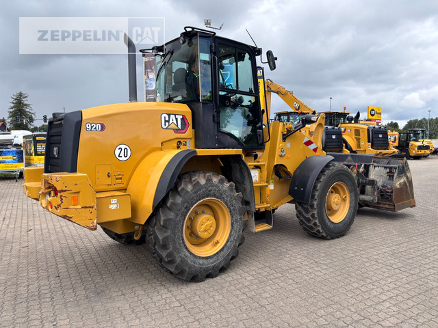 Cat 920-14A - Máy xúc lật bánh lốp: hình 3 Cat 920-14A - Máy xúc lật bánh lốp: hình 3