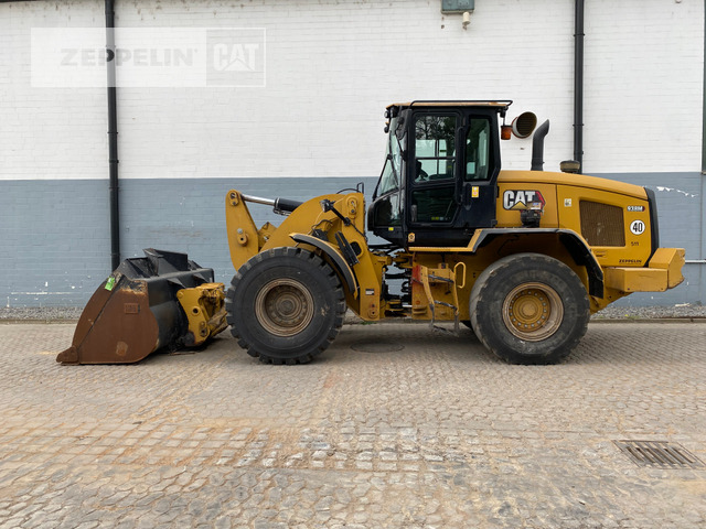 Cat 938M - Máy xúc lật bánh lốp: hình 1 Cat 938M - Máy xúc lật bánh lốp: hình 1