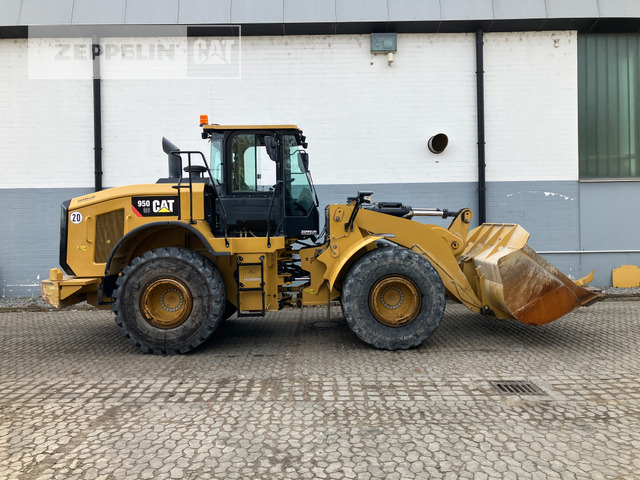 Cat 950GC - Máy xúc lật bánh lốp: hình 1 Cat 950GC - Máy xúc lật bánh lốp: hình 1