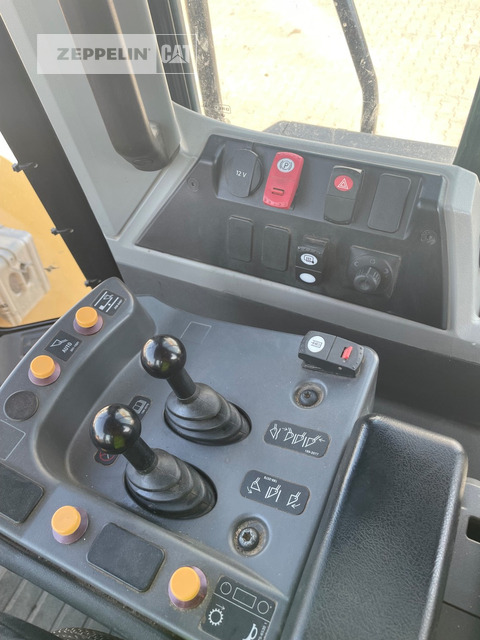 Máy xúc lật bánh lốp Cat 950M: hình 37