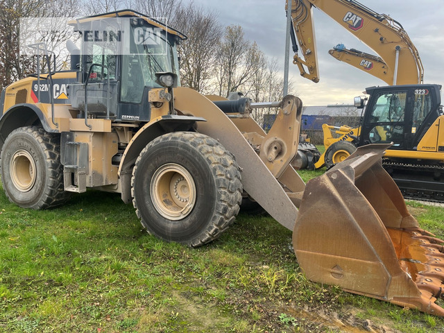 Cat 962M - Máy xúc lật bánh lốp: hình 5 Cat 962M - Máy xúc lật bánh lốp: hình 5