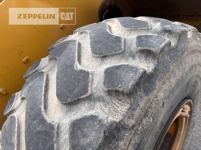 Cat 962M - Máy xúc lật bánh lốp: hình 5 Cat 962M - Máy xúc lật bánh lốp: hình 5