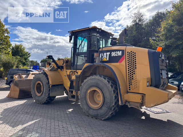 Cat 962M - Máy xúc lật bánh lốp: hình 4 Cat 962M - Máy xúc lật bánh lốp: hình 4