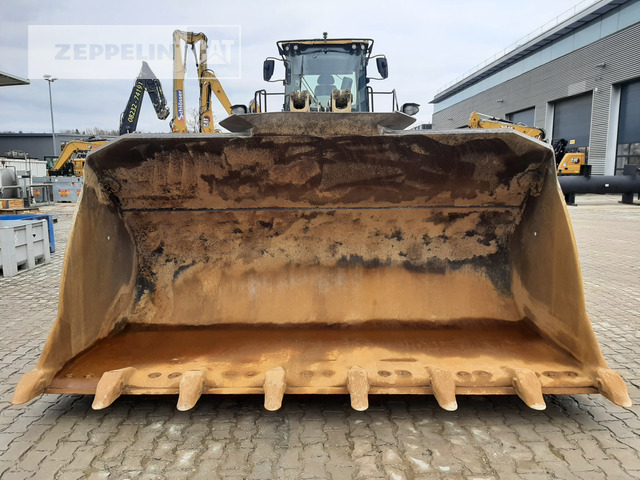 Máy xúc lật bánh lốp Cat 982M: hình 8 Máy xúc lật bánh lốp Cat 982M: hình 8