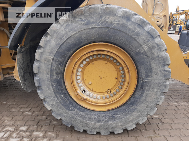 Máy xúc lật bánh lốp Cat 982M: hình 15 Máy xúc lật bánh lốp Cat 982M: hình 15