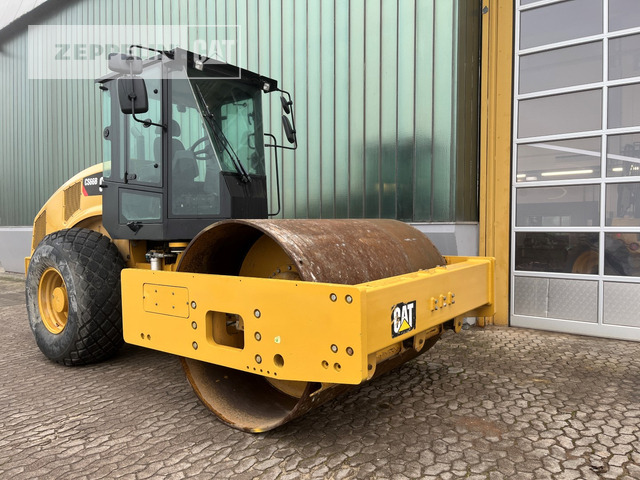 Cat CS66B - Máy đầm: hình 1 Cat CS66B - Máy đầm: hình 1