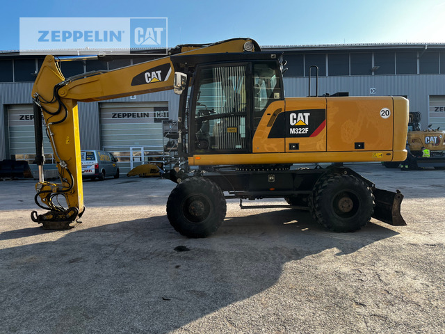 Cat M322F - Máy xúc bánh lốp: hình 1 Cat M322F - Máy xúc bánh lốp: hình 1