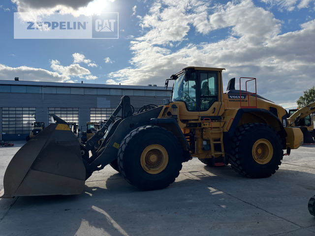 Volvo L220H - Máy xúc lật bánh lốp: hình 2 Volvo L220H - Máy xúc lật bánh lốp: hình 2
